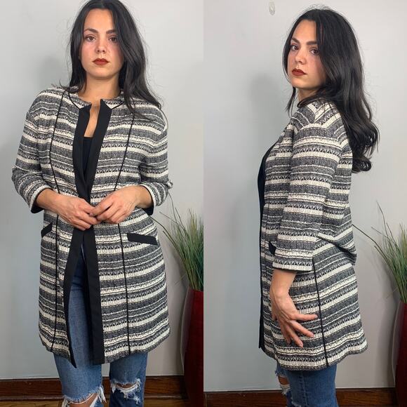 Anne Klein Cream & Navy Open Front Jacket - Picture 2 of 11